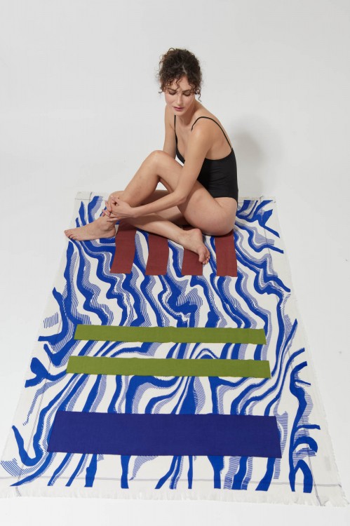 ONDE BLUE BEACH TOWEL