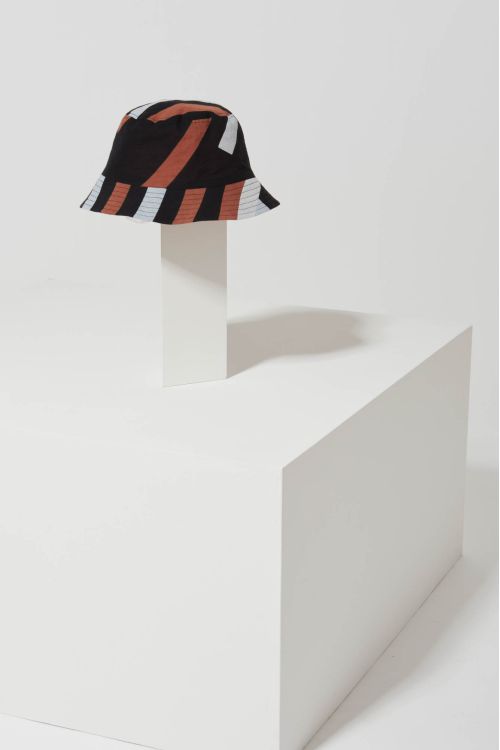 NINO MARIN BLACK BOB