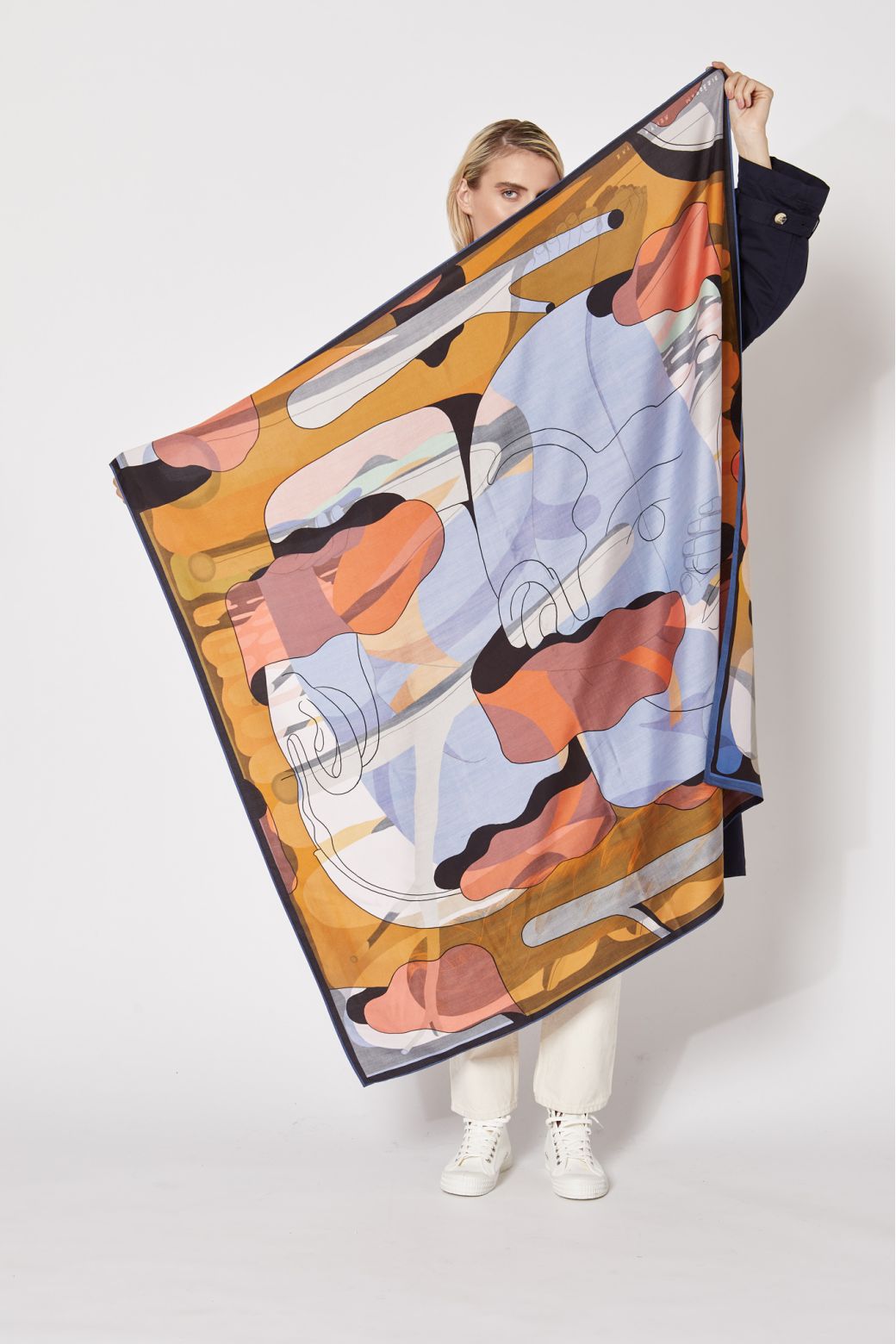 ELECTRIC CARENA'S ORCHARD SCARF