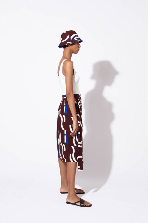 BURGUNDY NINO WAVE BUCKET HAT