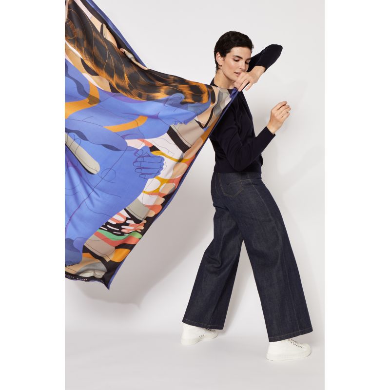 ELECTRIC CARENA'S ORCHARD SCARF