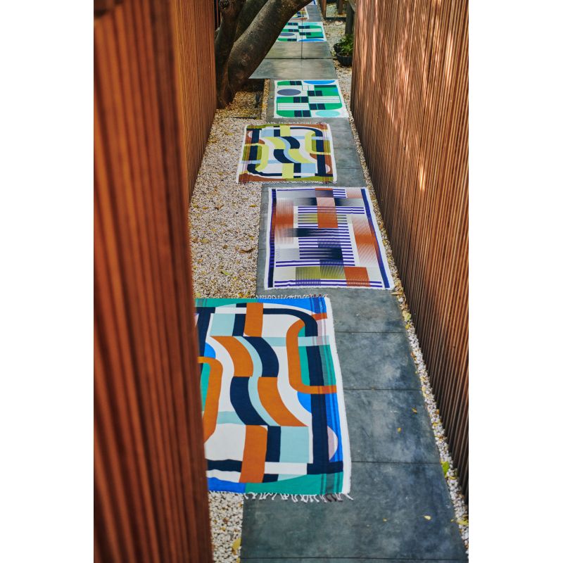 GREEN TEMPO BEACH TOWEL