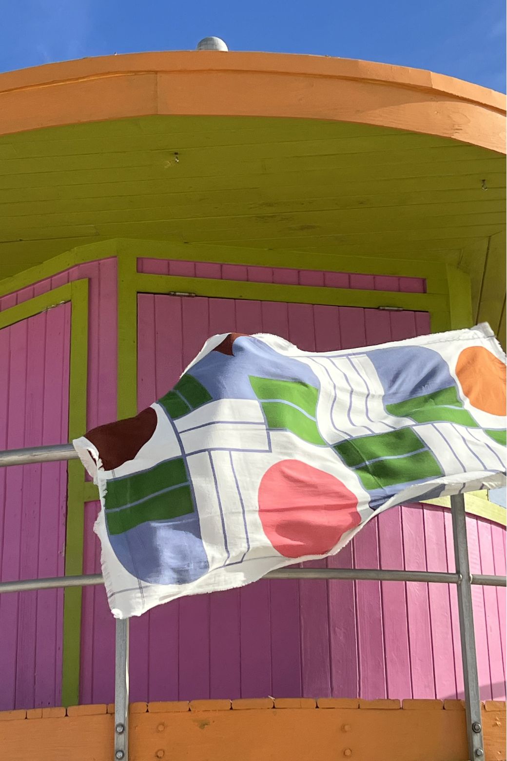 LILAC TEMPO BEACH TOWEL