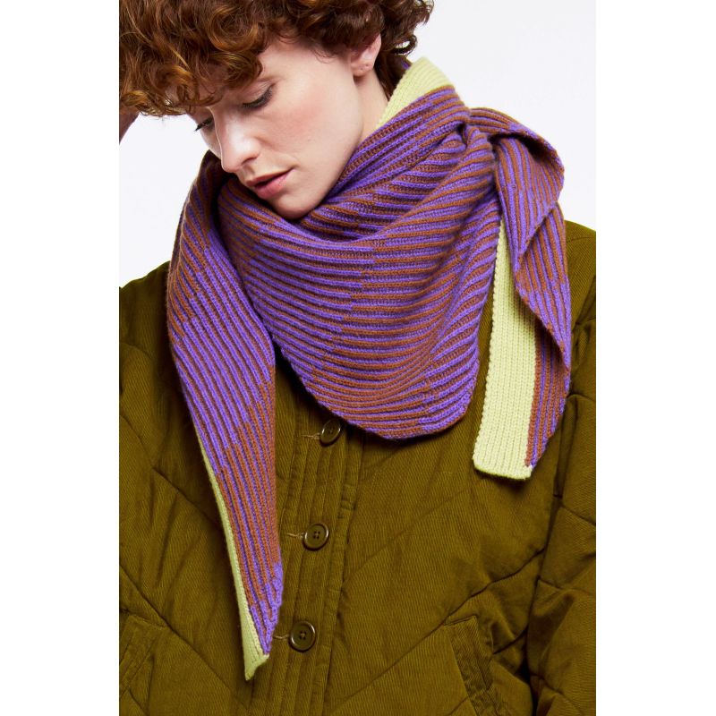 Purple Linea Triangle