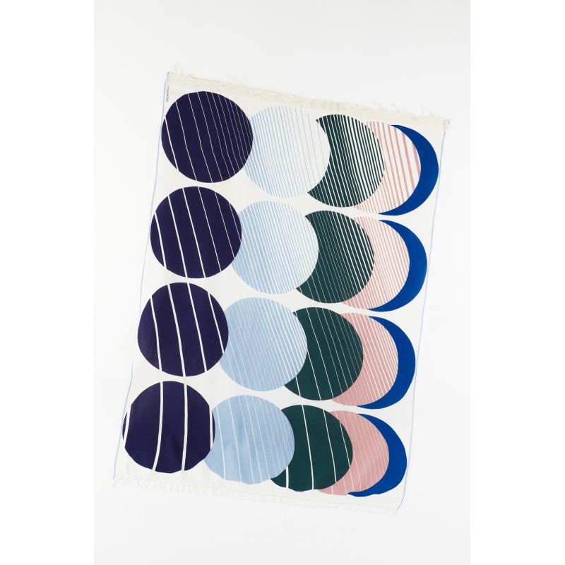 Lilas Cinetique Beach Towel