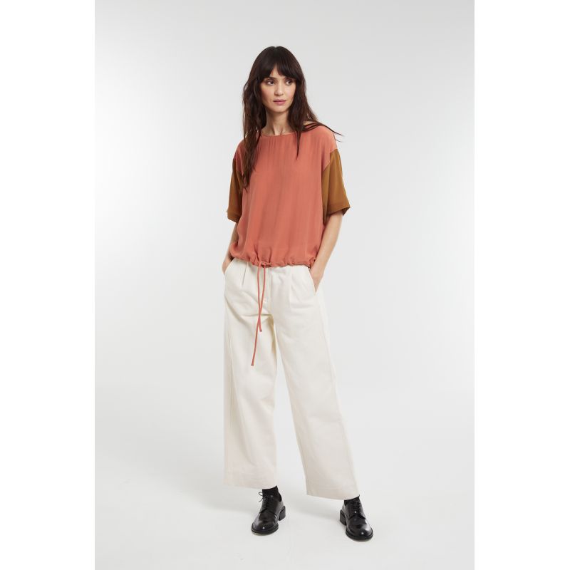 Top Livia Josef Ocre