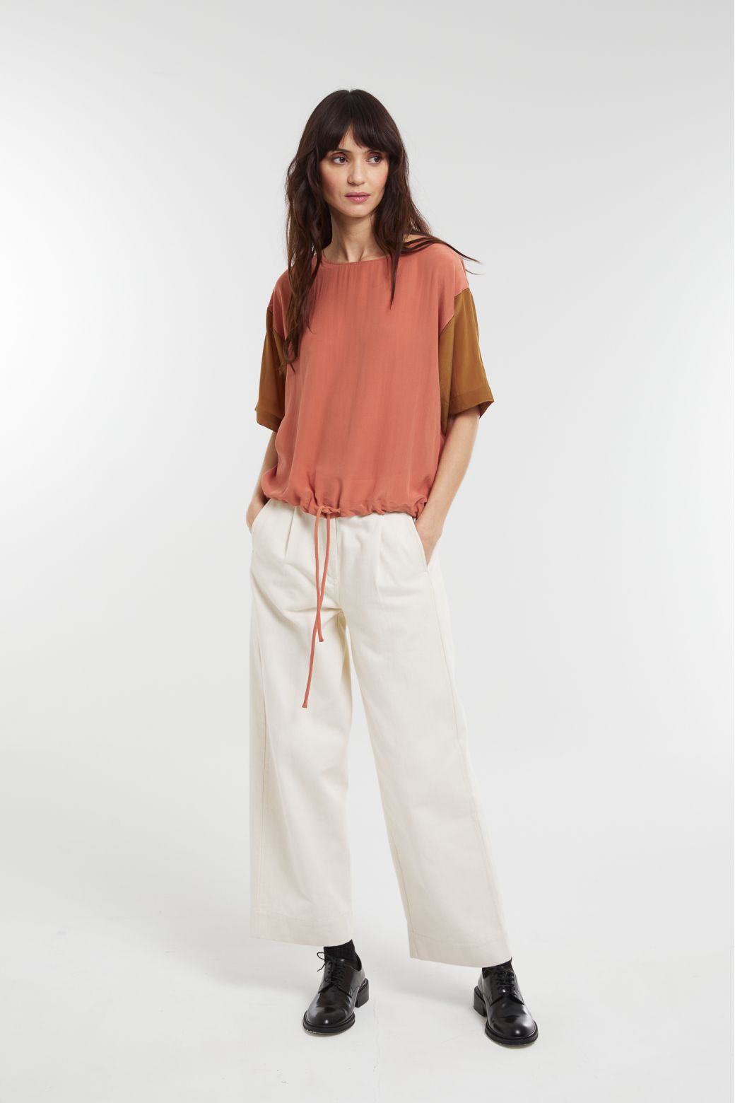 Ocher Livia Josef Top