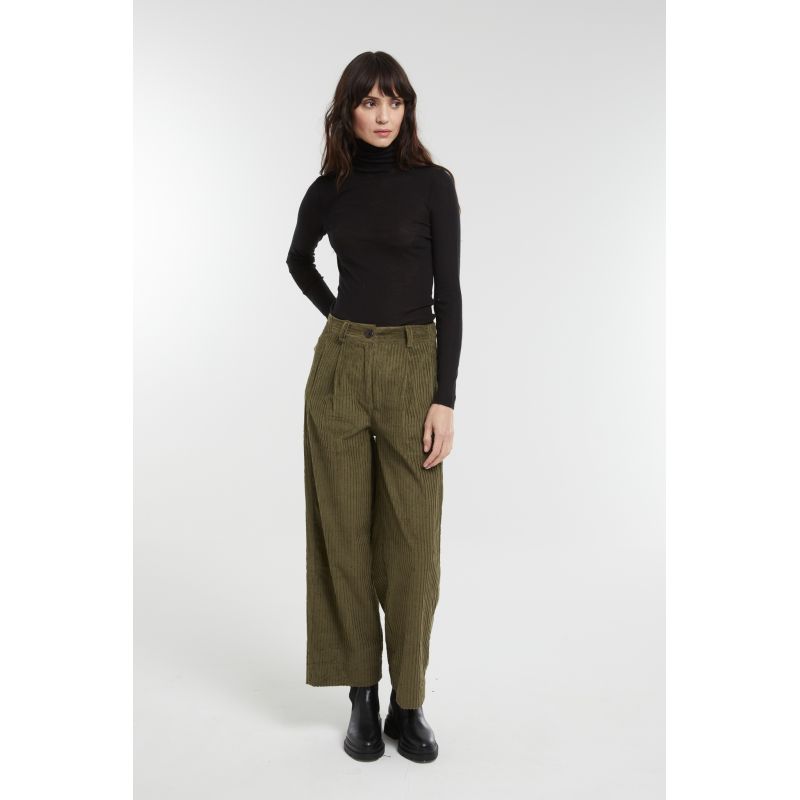 Khaki Victor Lyrique Pants