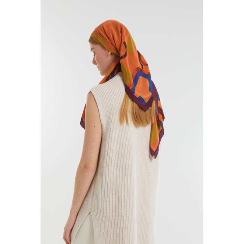 TerracottaIdole Scarf