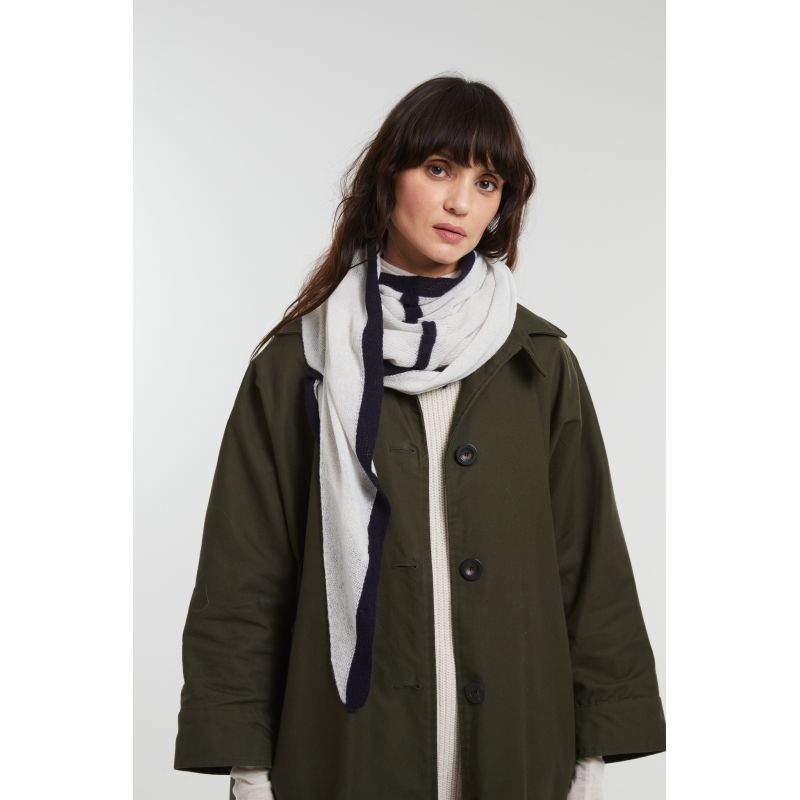 Off WhiteLiv Triangle