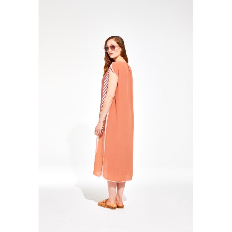 Robe Raf Abstract Rose