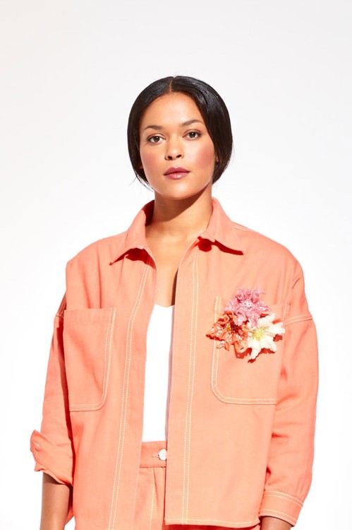 Elixir Off White Brooche