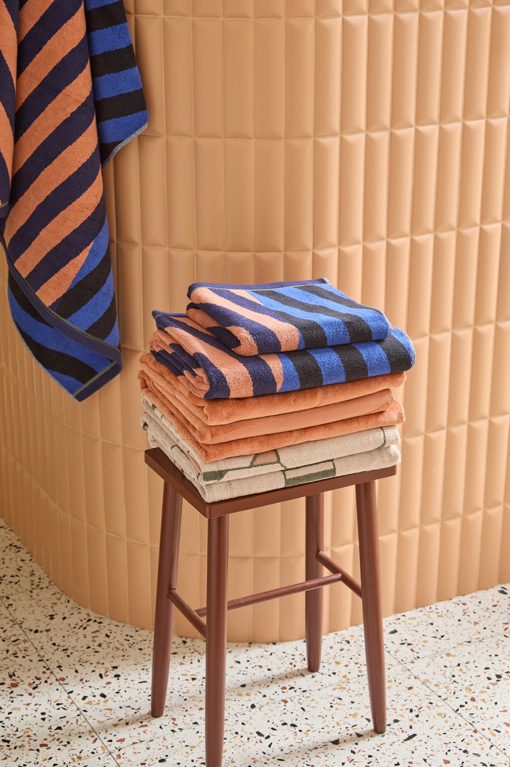 Serviette de bain Diagonal Brun 100x170 Serviette de bain Diagonal Brun 100x170