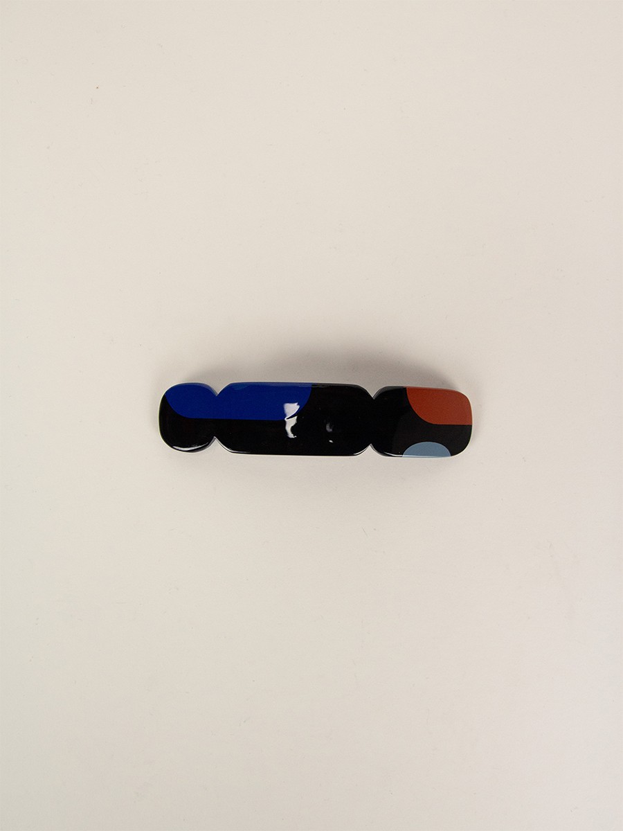 Nymph hair clip in black horn and blue lacquer