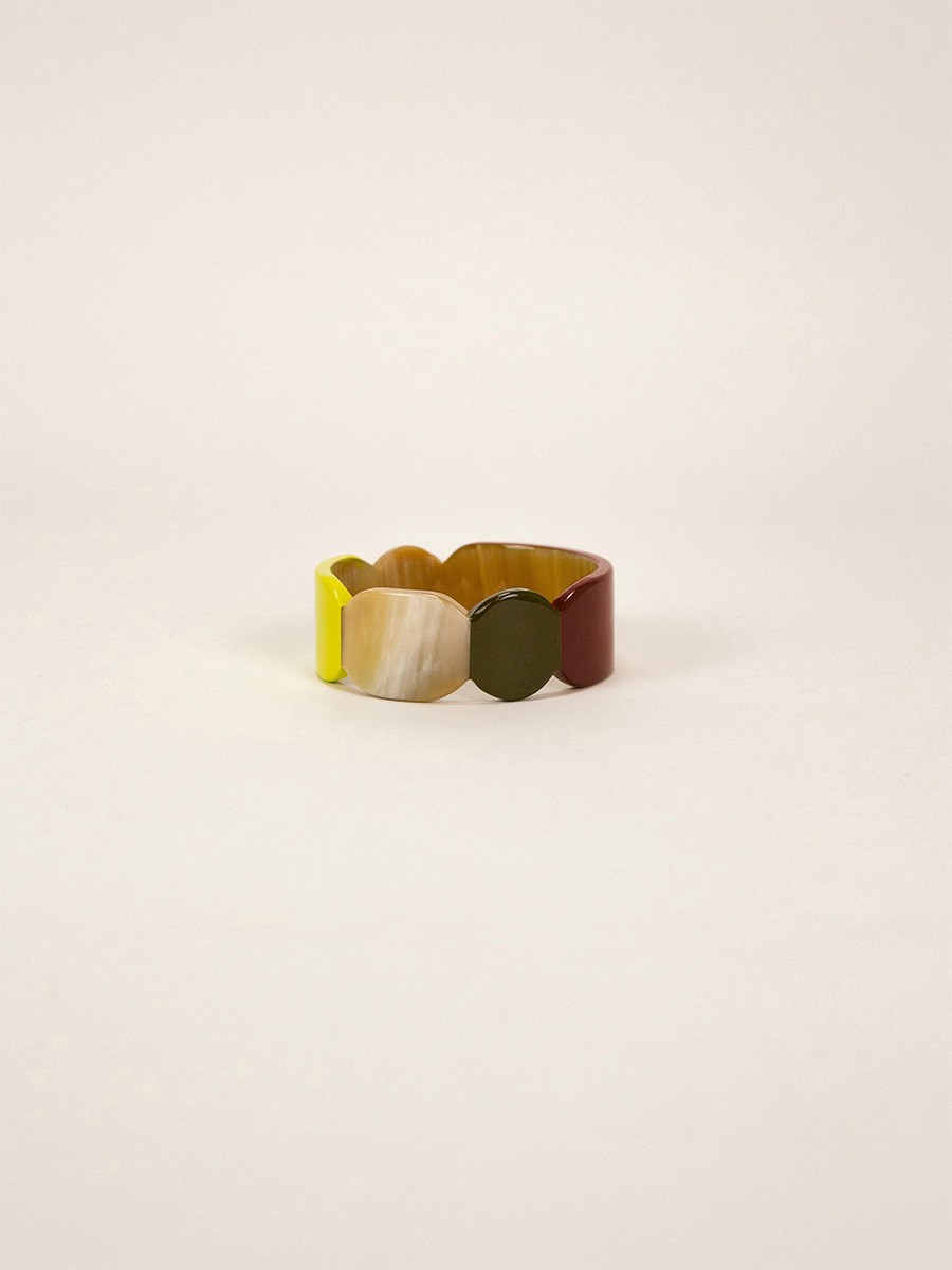 25 Totem bracelet in blond horn and Lime lacquer size S
