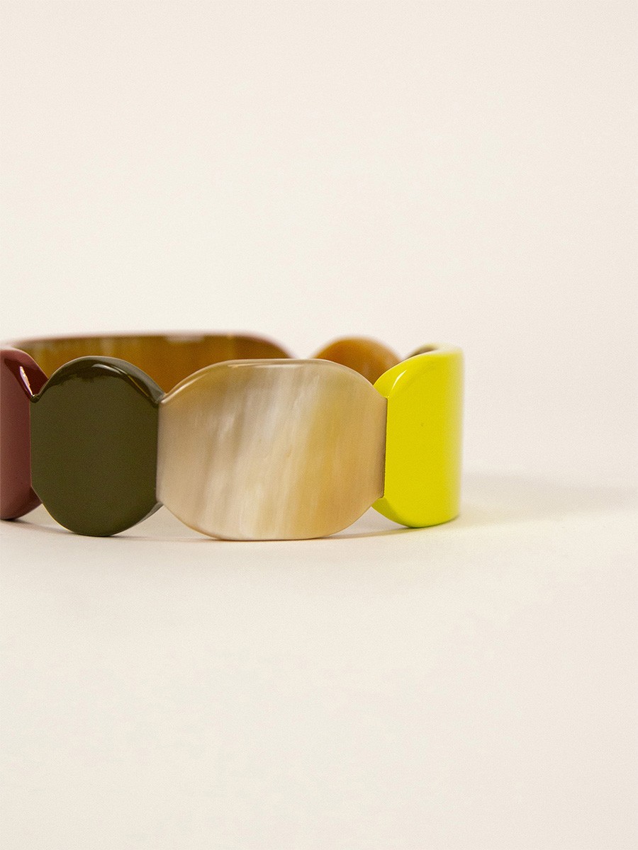 25 Totem bracelet in blond horn and Lime lacquer size S 25 Totem bracelet in blond horn and Lime lacquer size S