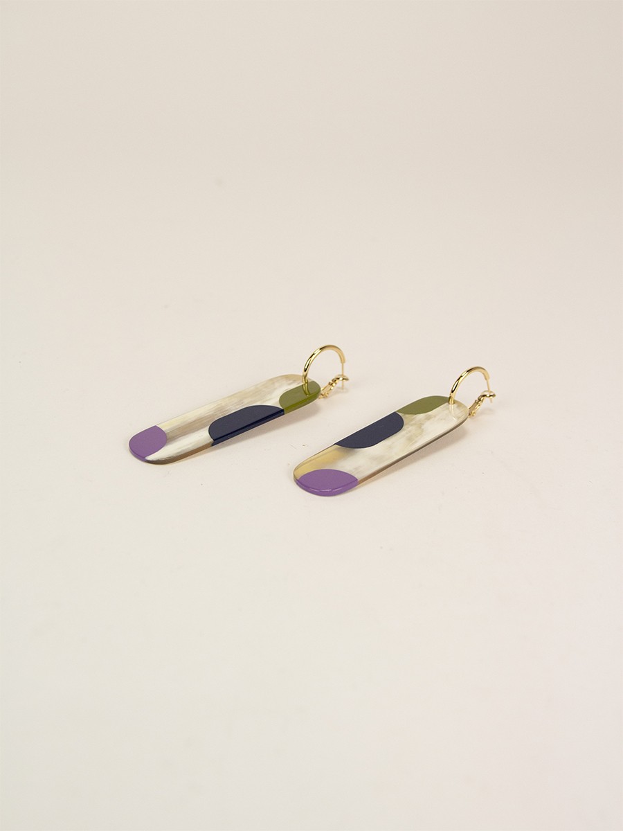 75 Nymph hoop earrings in blond horn and Parma lacquer 75 Nymph hoop earrings in blond horn and Parma lacquer