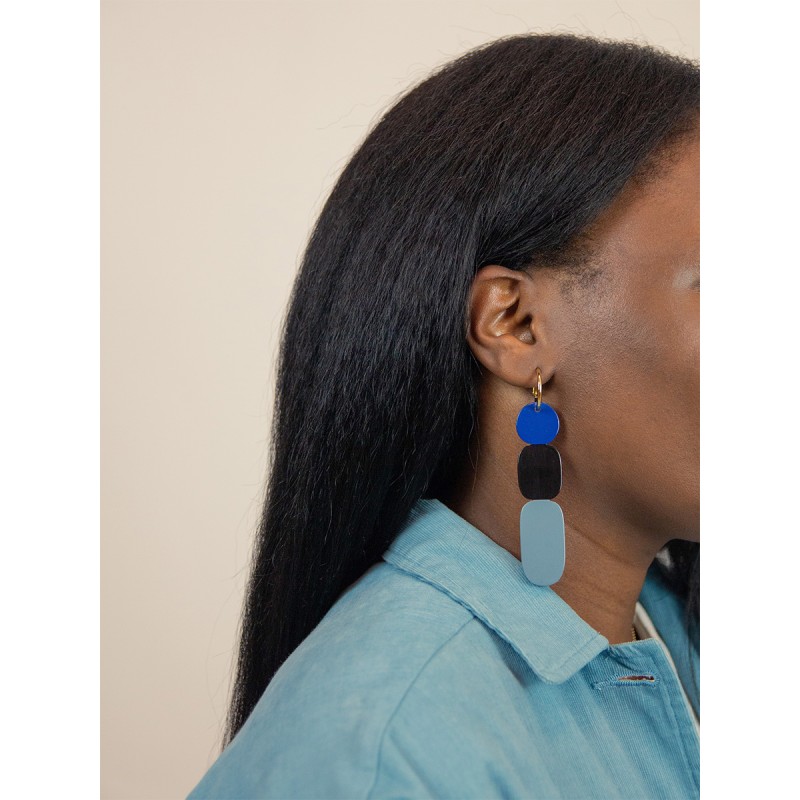 Créoles 85 Totem en corne noire et  laque Bleu