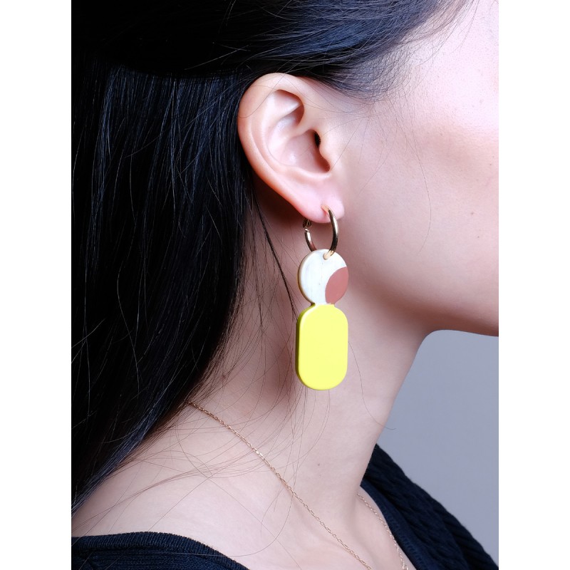 Mini Créoles en corne blonde et laque Lime