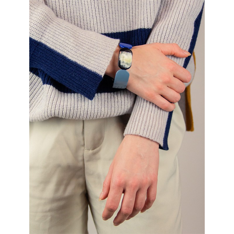 Bracelet 20 Totem en corne noire et  laque Bleu taille S