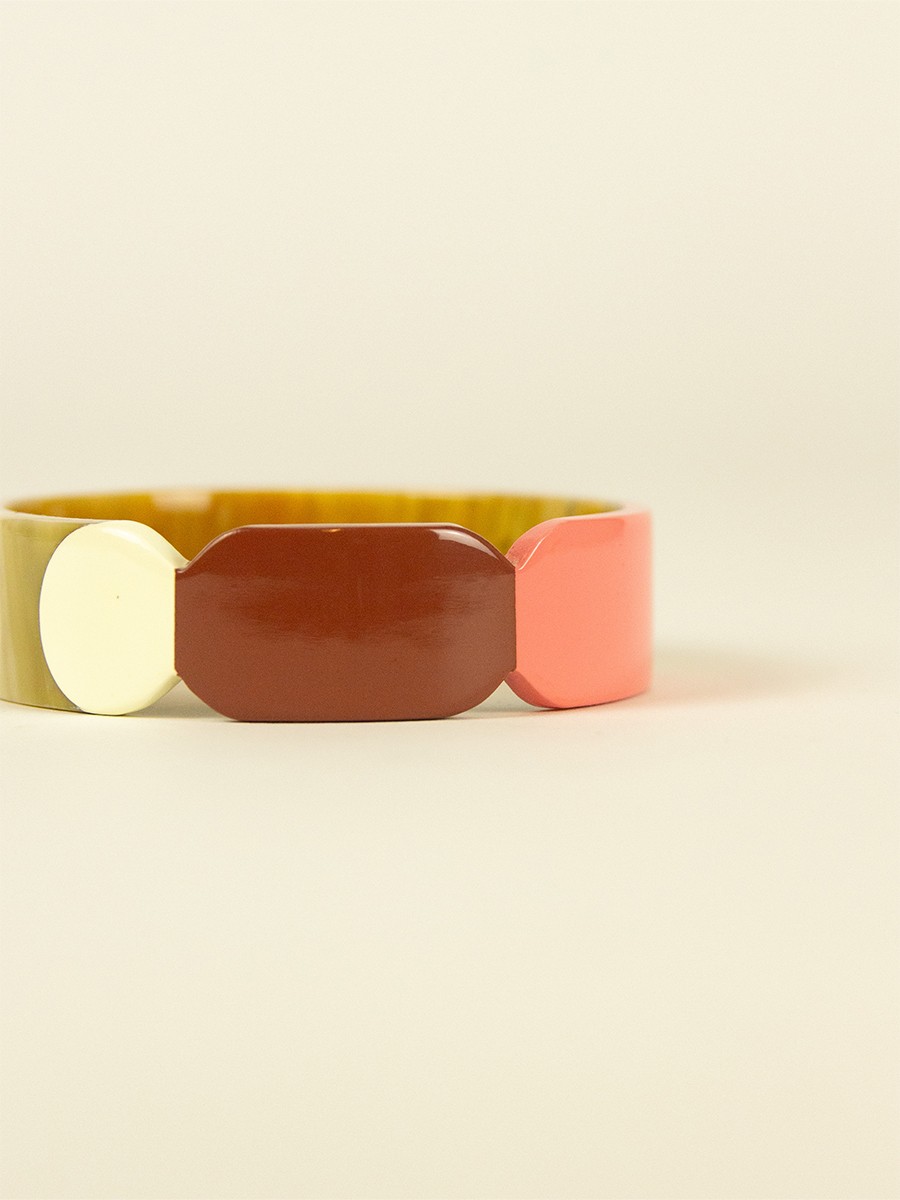 20 Totem bracelet in blond horn and Bordeaux lacquer size S 20 Totem bracelet in blond horn and Bordeaux lacquer size S