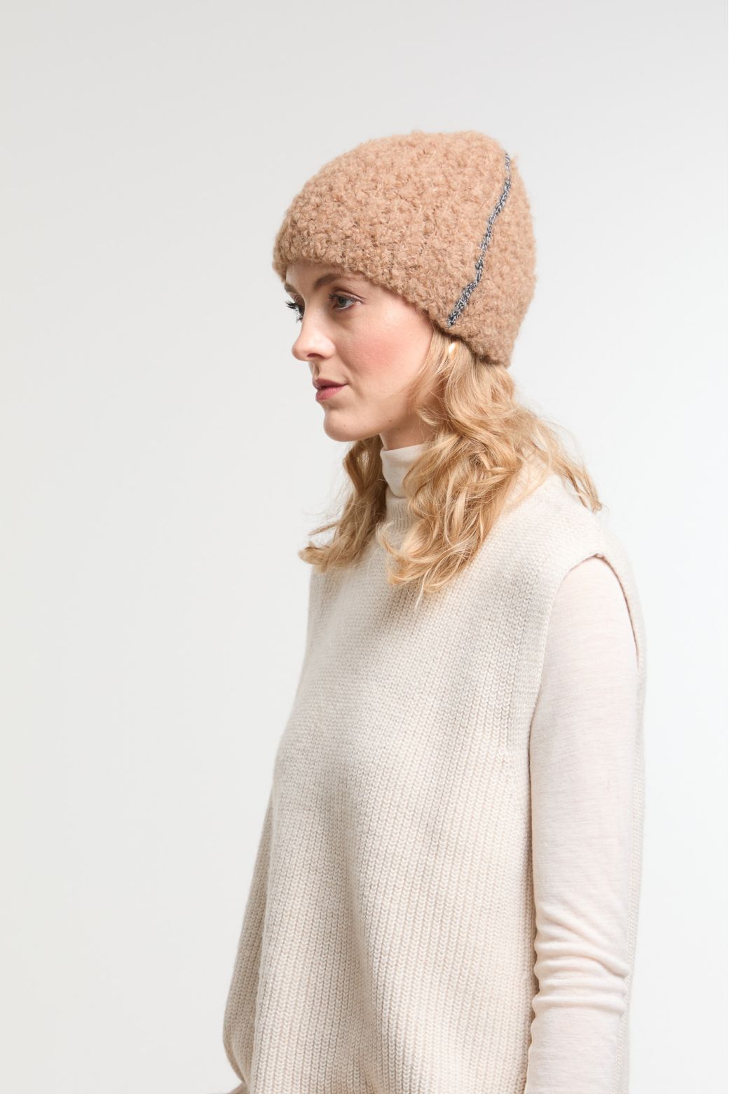 TanAsta Hat