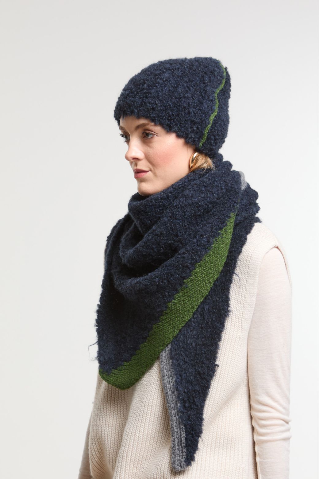 Night BlueAsta Hat