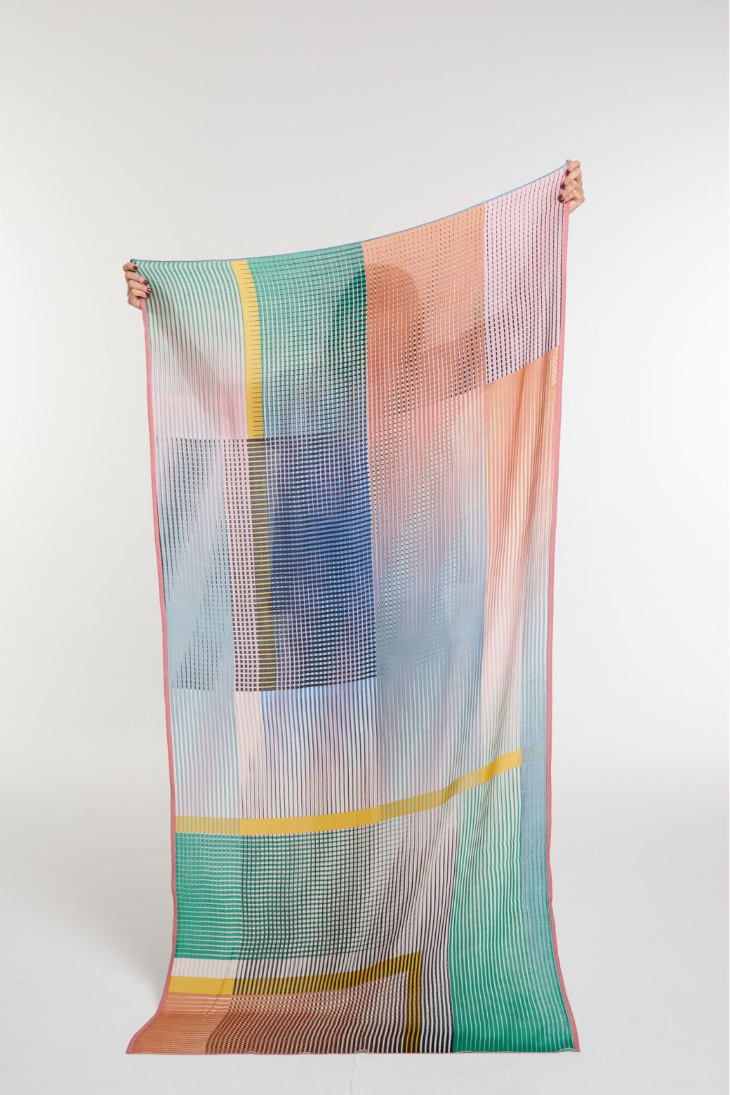 MulticoVibrant Scarf