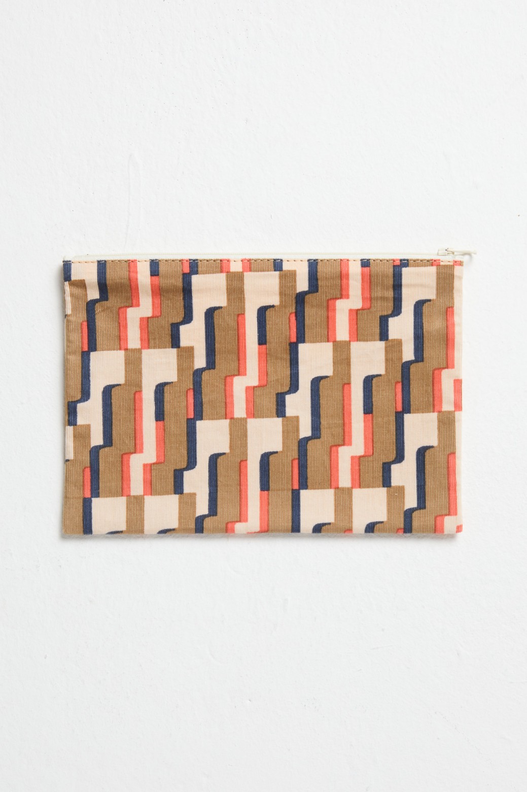Tan Goa Mystere Pouch