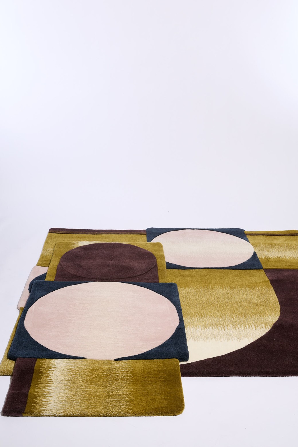 Brown Atlas Rug Brown L