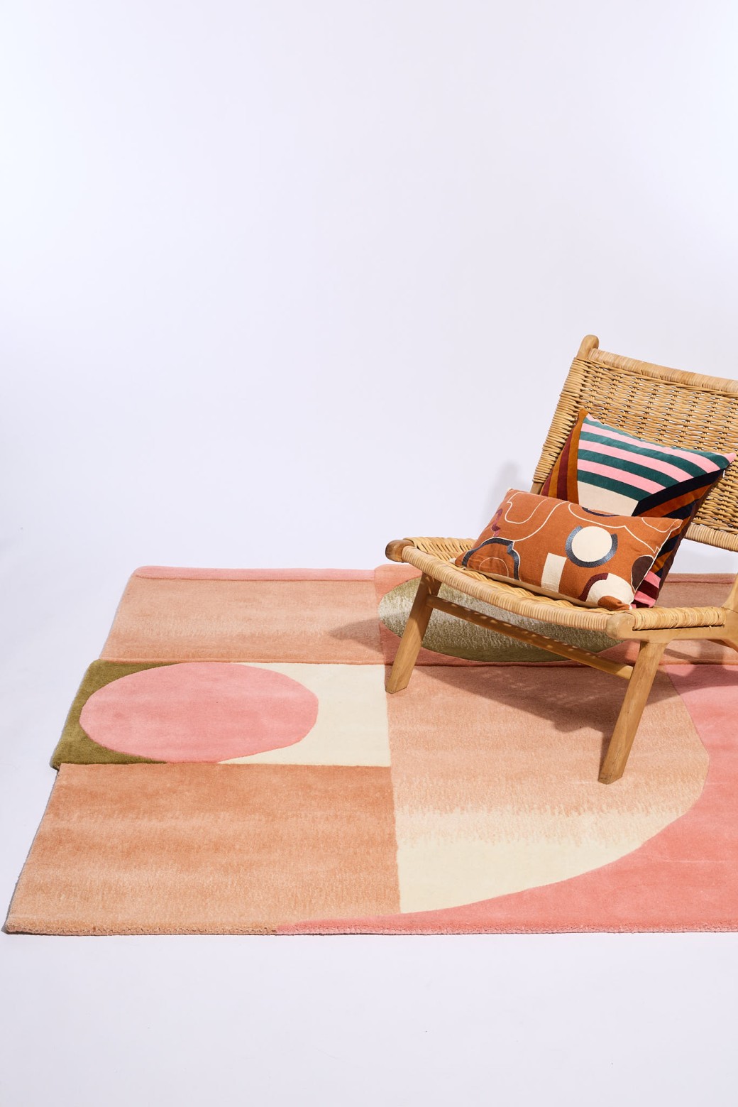 Pink Atlas Rug Pink L