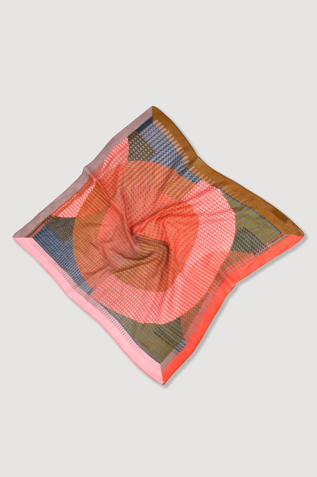 Op Coral Khaki Square