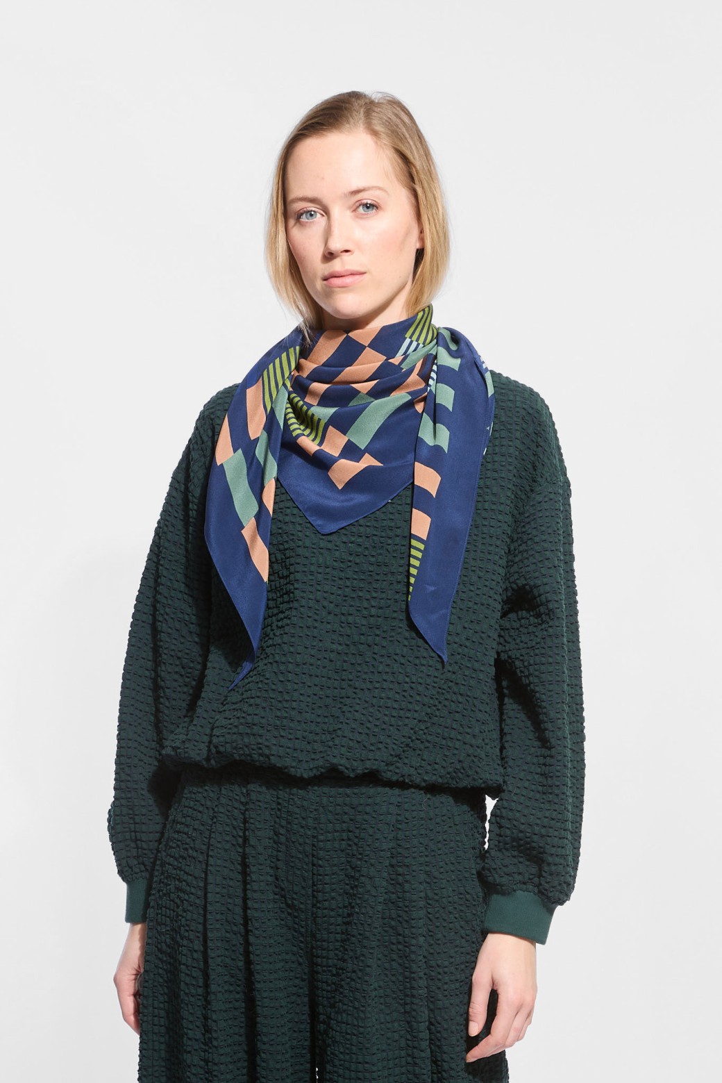 Indigo Noe Triangle