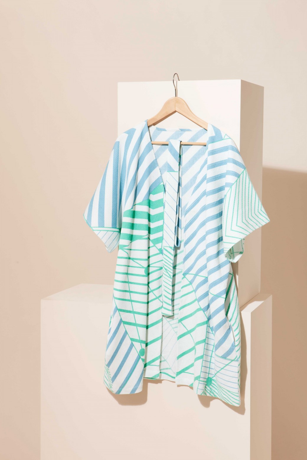 KIMONO POEME JADE KIMONO POEME JADE