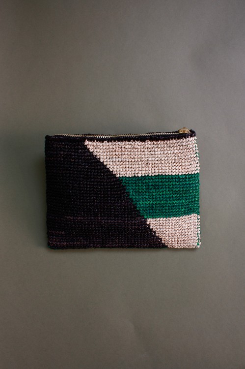 ALOHA GREEN POUCH M