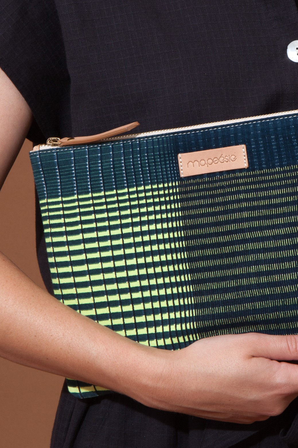 POCHETTE L GRADIENT NUIT LIME POCHETTE L GRADIENT NUIT LIME
