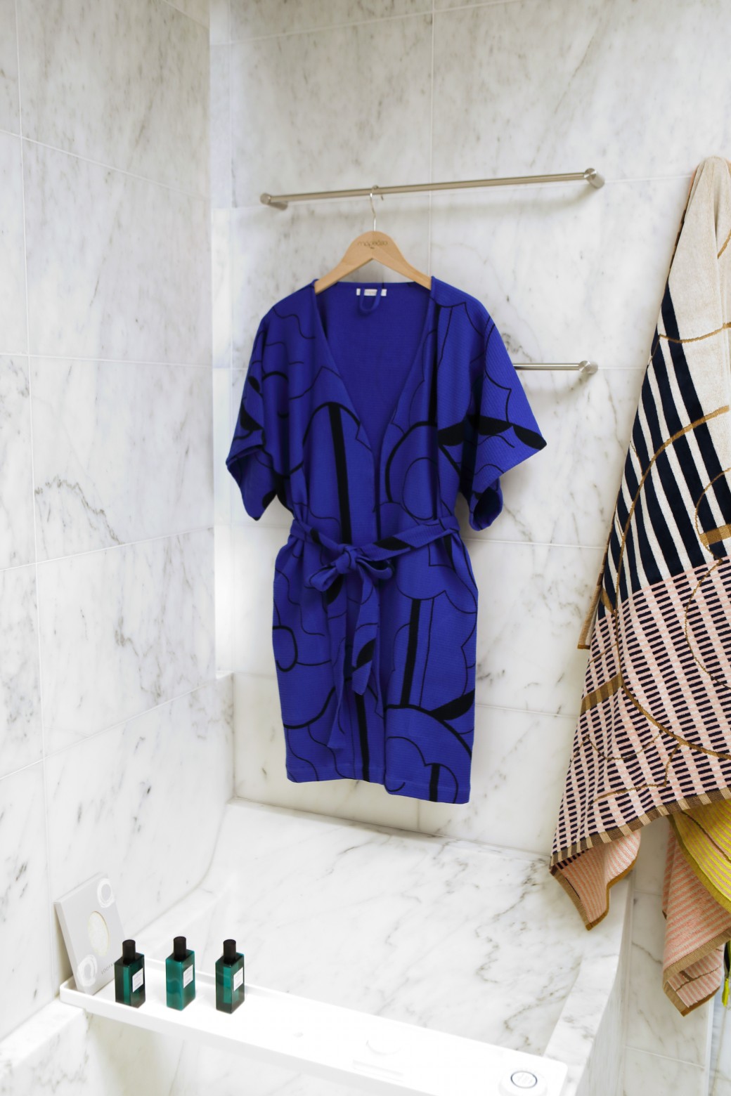 ARABESQUE BLUE KIMONO ARABESQUE BLUE KIMONO