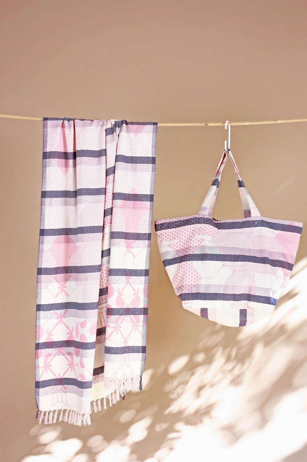 Miroir Pink Beach Towel Miroir Pink Beach Towel