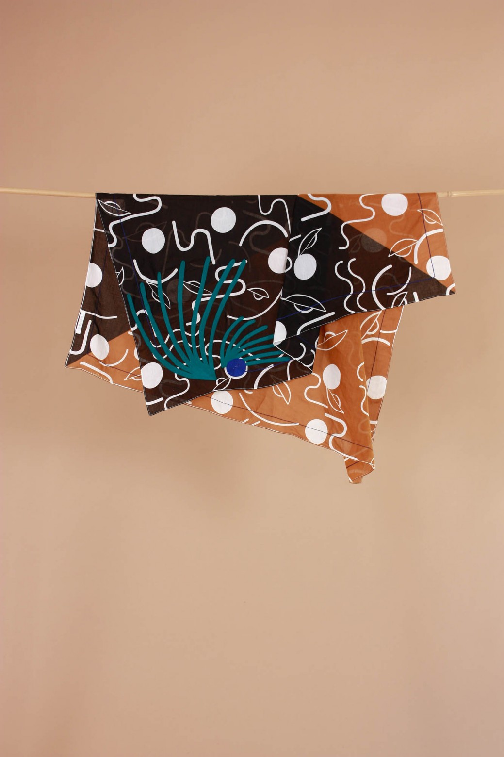 Foulard Herbes Folles Brun Foulard Herbes Folles Brun