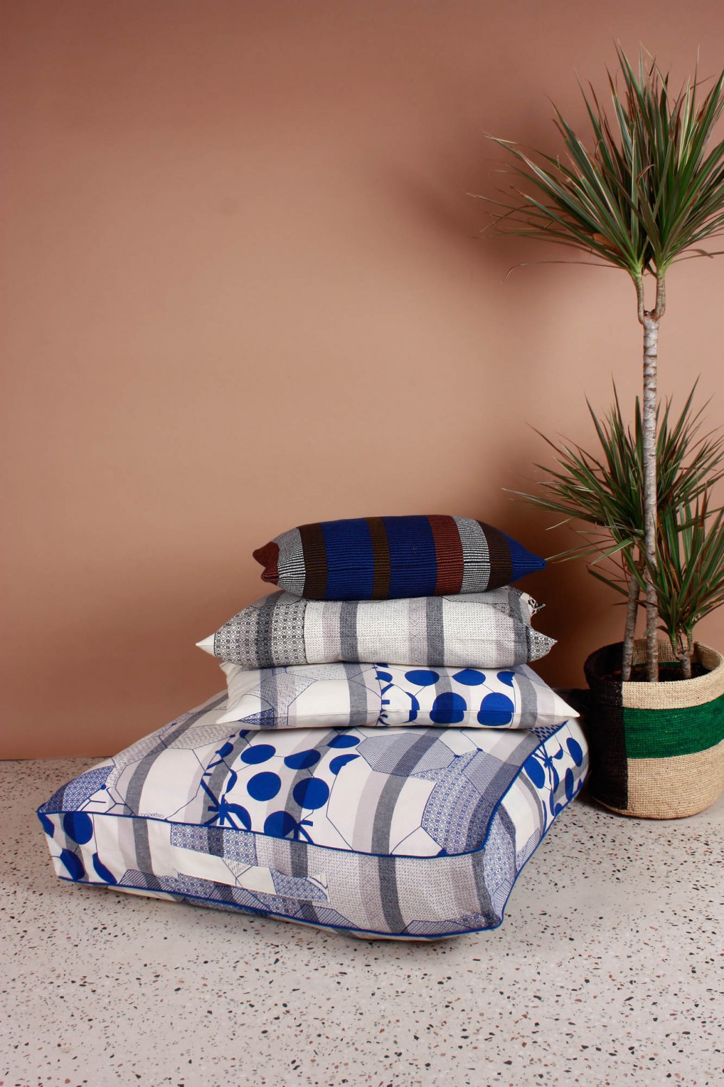 Miroir Blue Cushion Cover Miroir Blue Cushion Cover