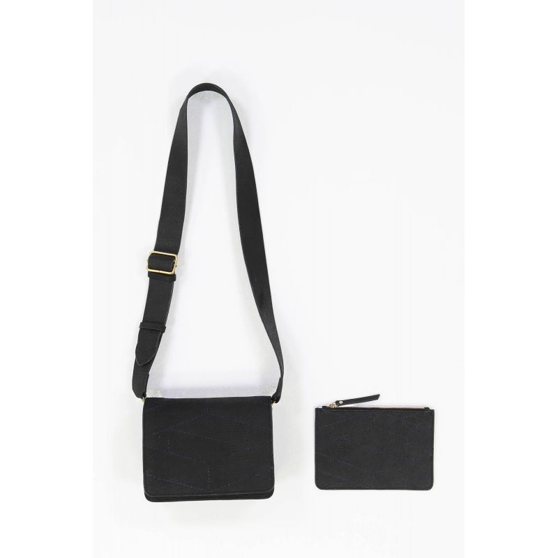 pochette noir